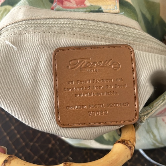 Floral print, bamboo handle bag by FOSSIL(Vintage) - Picture 5 of 5